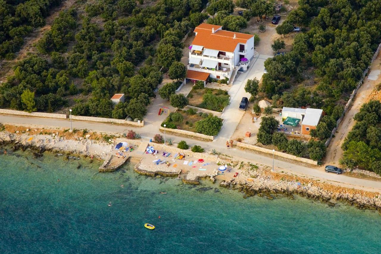 Apartments By The Sea Mandre, Pag - 6284 Kolan Exterior photo