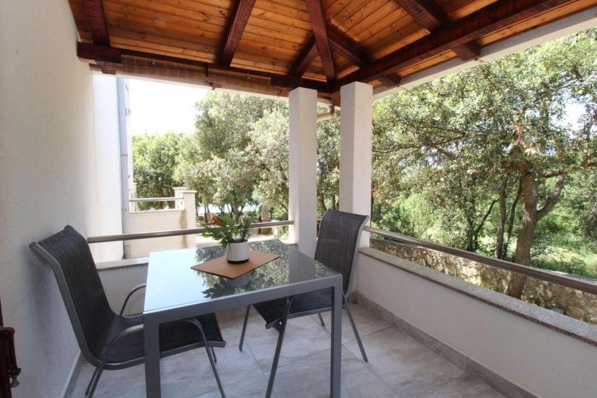 Apartments By The Sea Mandre, Pag - 6284 Kolan Exterior photo
